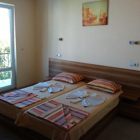 Fits Guest House Primorsko Extérieur photo