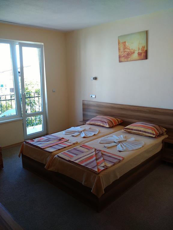 Fits Guest House Primorsko Extérieur photo